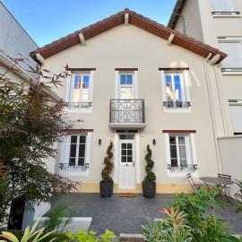 Villa La Roseraie, hotel u gradu Viši