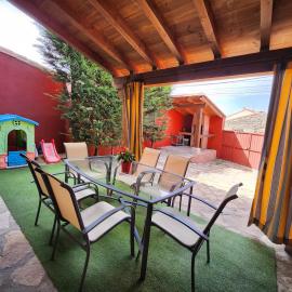 El Torreon II, hotel in Hoyos del Espino