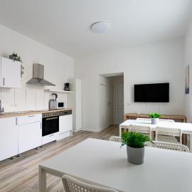 T&K Apartments - 1 to 4 Room Apartments - 20min to TradeFair Messe Airport Düsseldorf, hôtel à Duisbourg