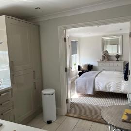 Beautiful Seafront Studio Apartment