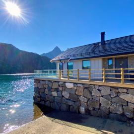 Beachfront Paradise Lofoten, מלון בBøstad