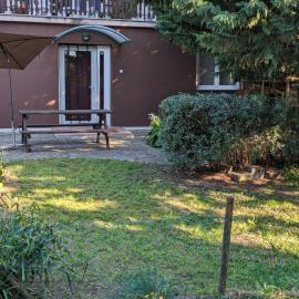 Little Bear Apartment, מלון במוגיורוד