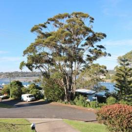 Osborne House - 4 Bedroom, Hotel in Merimbula