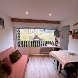 Appartement cosy avec balcon, ξενοδοχείο σε Puyvalador
