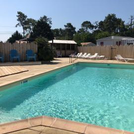 Camping Le Logis 3 étoiles, hotel in Saint-Jean-de-Monts