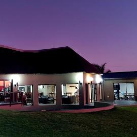 Umbono Private Game Lodge, hotel a Alexandria