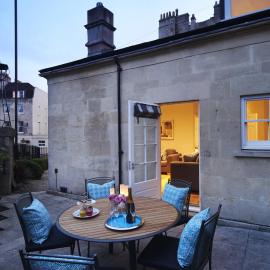 Bath Circle Camden Lodge House, hotel en Bath