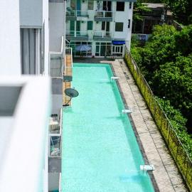 Bernaung V Apartment