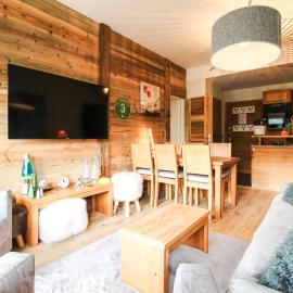 Joli, spacieux appartement T3 sud ski aux pieds, parking