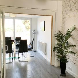 De Montfort House is a lovely 2 bedroom house in the Streatham, hotel a Londres