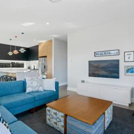 Stylish Serenity - Martinborough Holiday Home