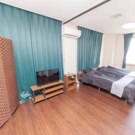 Big Stone Tsukuda Spacious 45sqm 2 Semi Double Beds and 2 Futons, hotell i Aomori