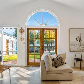 The Bail - Belmont/ Pet Friendly, hotel in Belmont