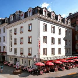 Hotel Weisses Kreuz – hotel w mieście Interlaken