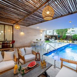 Ella Sun Villa Geffen