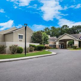 MainStay Suites Savannah Midtown: Savannah'da bir otel