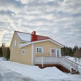 Mäki-mummola, hotel di Ylitornio