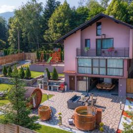 Forest Spa House, hotel a Gyueshevo