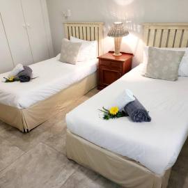 Villa A23 - Selborne Golf Estate, hotel in Pennington