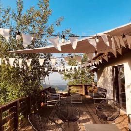 The Hygge House, hotel di Plopi