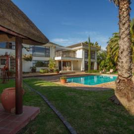 Villa Vista, hotel in Somerset West