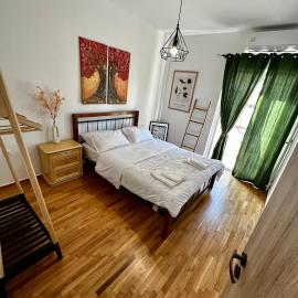 Sunflower suite Trikala, hotel u gradu Trikala