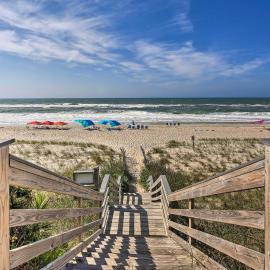 Ocean Club Condo: Spectacular View & Beach Access!