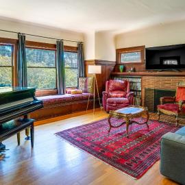 WFH-Friendly Berkeley Home < 2 Mi to University!, hotel u gradu 'Berkeley'
