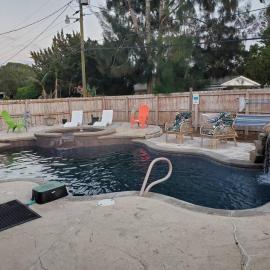 Pool & Spa Hideaway on the Space Coast, Hotel in Frontenac