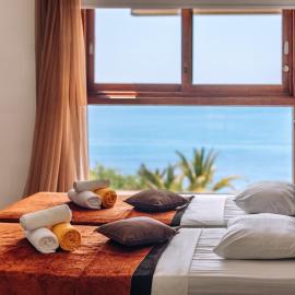 Villa Karavi, hotel em Pomos