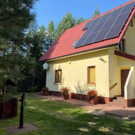 Agroturystyka Zacisze Guciów، فندق في Guciów