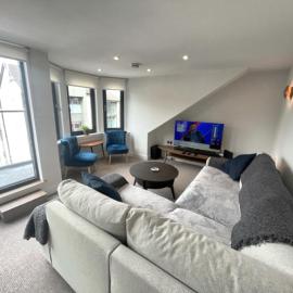 Waverley Apartments, Crow's Nest, hotel in Gourock