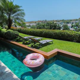 Casa de Playa Espectacular Casa del Sol – hotel w mieście Ayangue