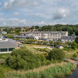 Arklow Bay Hotel, hotel sa Arklow