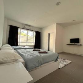 IJ Lodge, hotel u gradu Miri