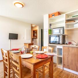 Le Silène - Appt pour 6, hotel em Chamrousse