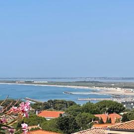 Villa L' Oliviera, vue mer et plages à pieds, hotel em Sète