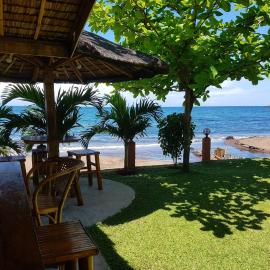 Marianita's cottages, hotel em Mambajao