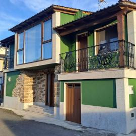 CASA ARABIA, hotel in Monforte de Lemos
