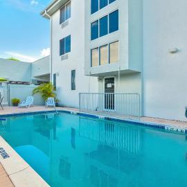 Naples Park Central Hotel: Naples şehrinde bir otel