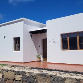 CASA TERE Y MARCIAL, hotel in Tinajo