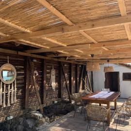 Аjdemote, hotel in Topola