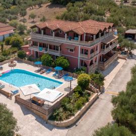 Anemomylos Studios - Private Pool, Family Escape, by ZanteWize, hotel a Vasilikós