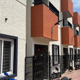 RT Service Apartments, hotel i Velankanni