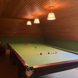 Spacious Countryside 4BD House!, hotel en Cavan