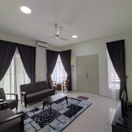 LOMPOI HOMESTAY Islam Guest, hotel u gradu Merlimau