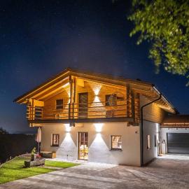 BergChaletWeitblick, hotel i Grainet