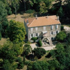 Manoir Angle, hotel in Blanzay-sur-Boutonne