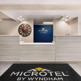 Microtel Inn & Suites by Wyndham Florence/Cincinnati Airpo, hotel di Florence