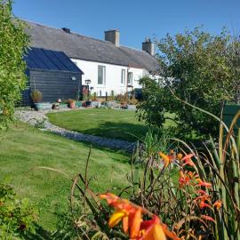 Snowberry Cottage, hotel em Borve